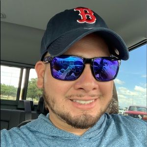 Meet your Posher, Leobardo